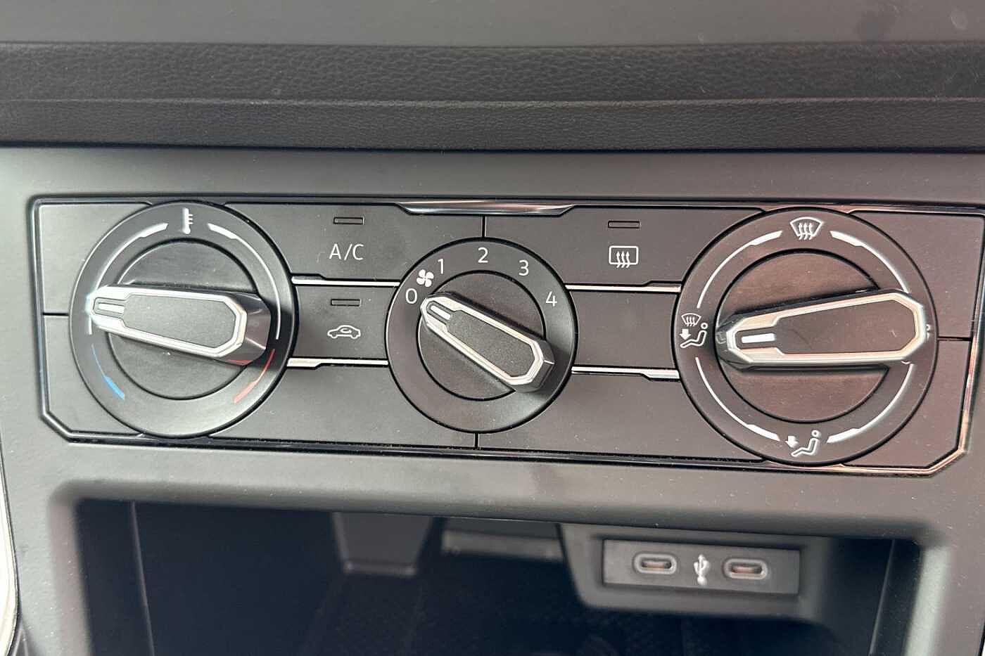 Volkswagen Polo 1.0 TSI (95ps) Match DSG
