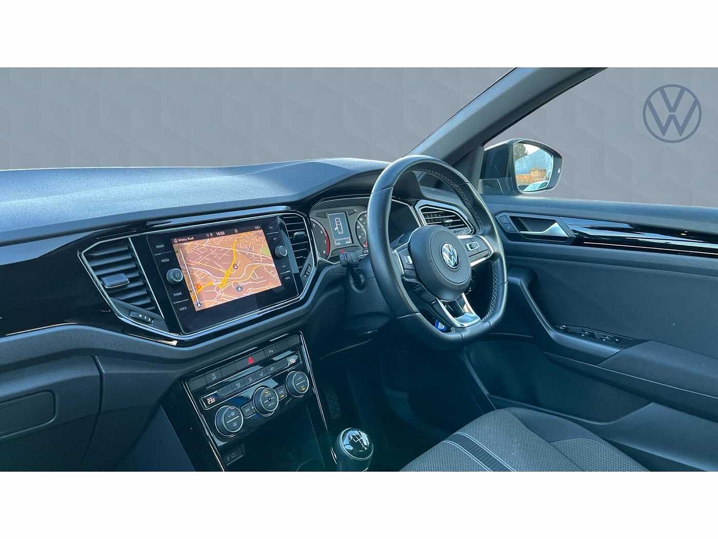 Volkswagen T-ROC 2017 1.0 TSI Black Edition 110PS