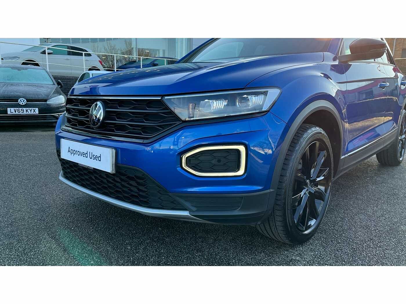 Volkswagen T-ROC 2017 1.0 TSI Black Edition 110PS