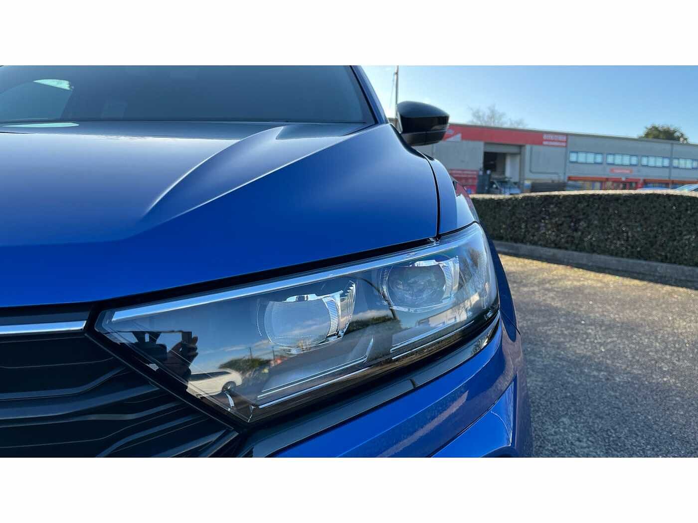 Volkswagen T-ROC 2017 1.0 TSI Black Edition 110PS
