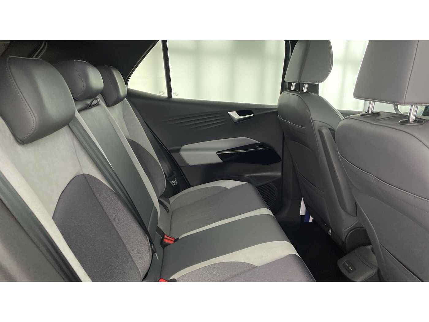 Volkswagen ID.3 Family Pro Performance 204PS 1-speed automatic 5 Door