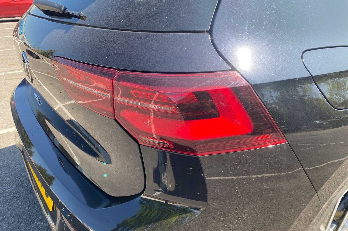 Volkswagen Golf R MK8 2.0 TSI 4Motion 320PS DSG 5 Dr
