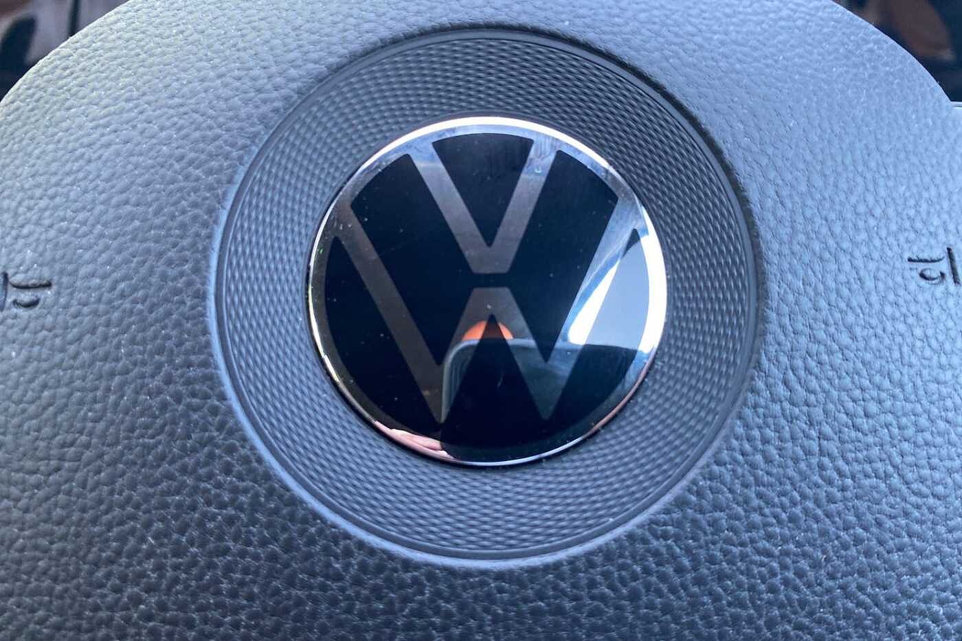 Volkswagen Golf R MK8 2.0 TSI 4Motion 320PS DSG 5 Dr