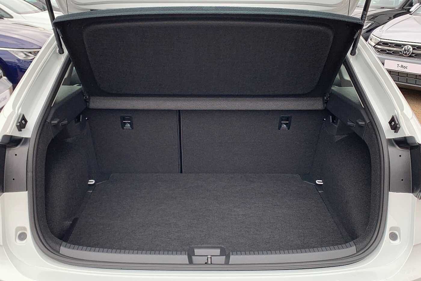 Volkswagen Taigo 1.0 TSI (95ps) Life + Heated Front Seats
