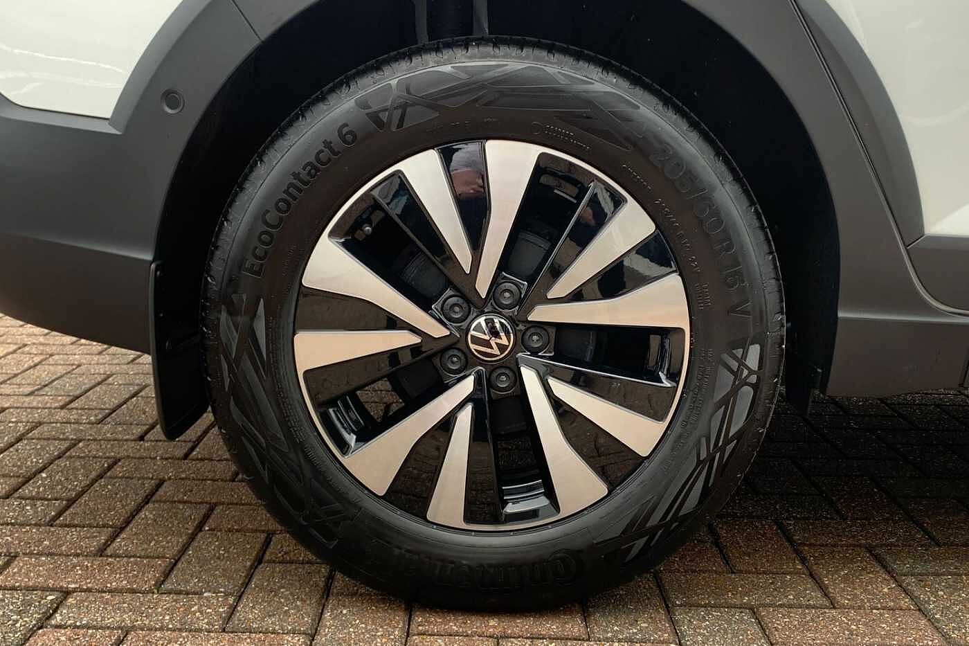 Volkswagen Taigo 1.0 TSI (95ps) Life + Heated Front Seats