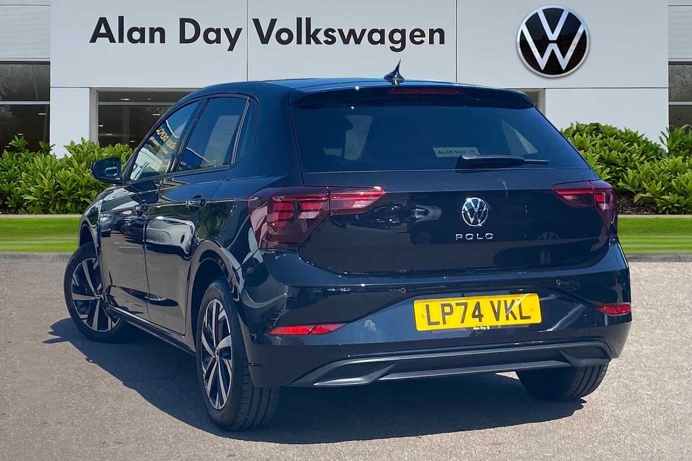 Volkswagen Polo Hatchback 1.0 TSI Match 5dr DSG