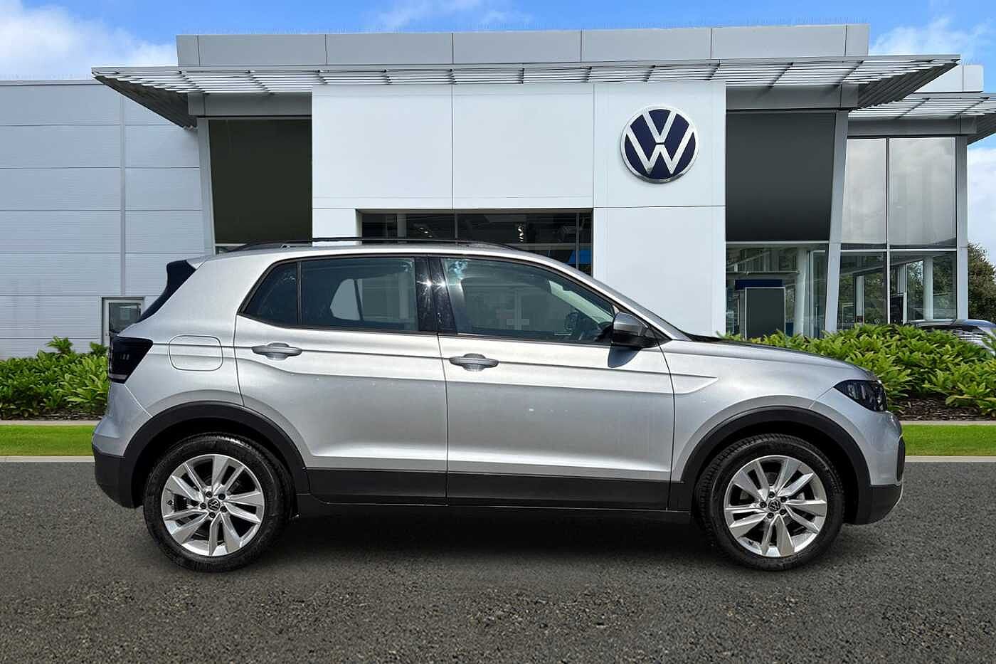 Volkswagen T-Cross 1.0 TSI (110ps) SE DSG Hatchback