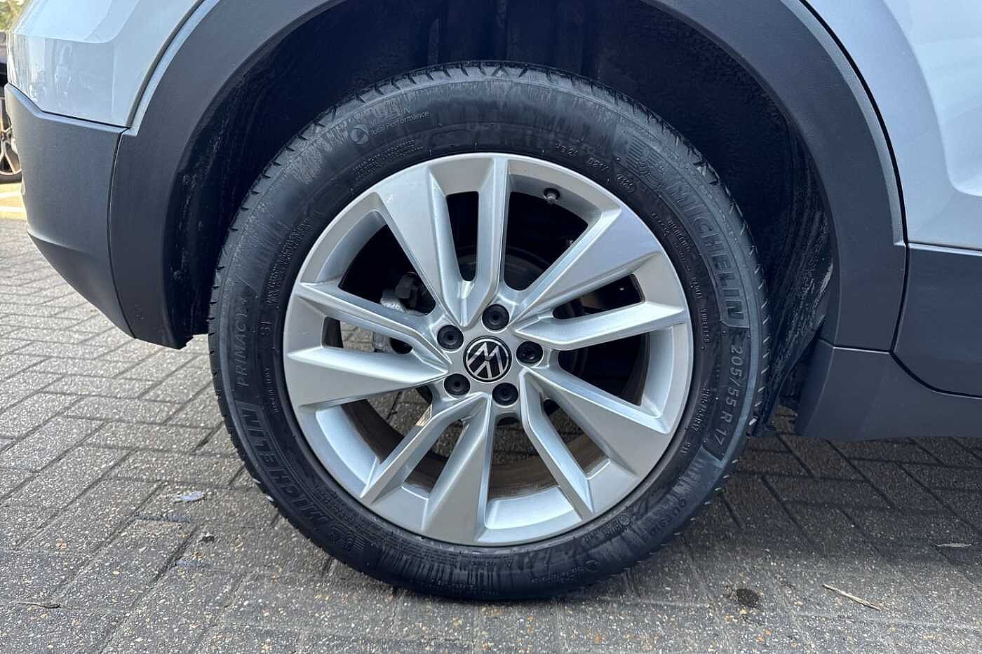 Volkswagen T-Cross 1.0 TSI (110ps) SE DSG Hatchback