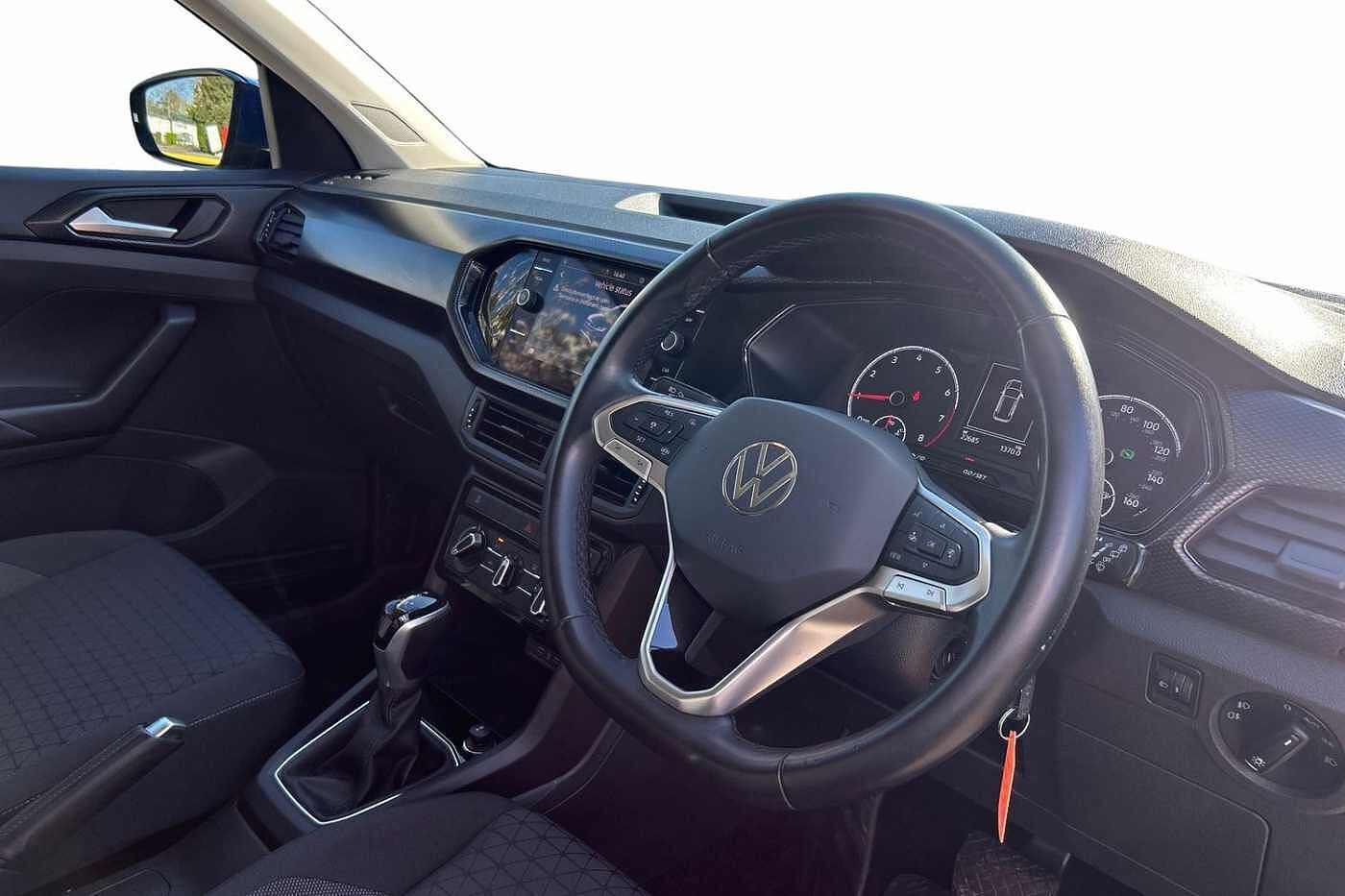 Volkswagen T-Cross 1.0 TSI (110ps) SE DSG Hatchback
